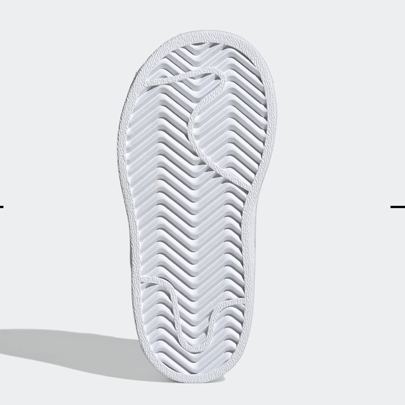 Adidas SUPERSTAR SHOES size 5K - Picture 2 of 9